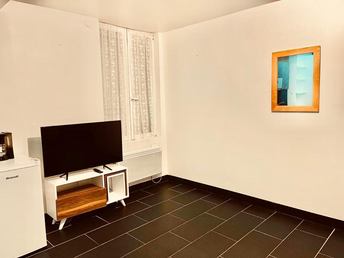 Studios Au Quartier Pavillonnaire Rue D Ambert Orléans Exteriör bild