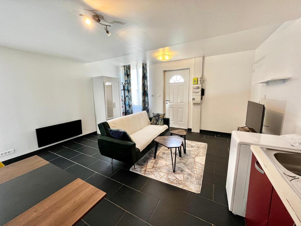 Studios Au Quartier Pavillonnaire Rue D Ambert Orléans Exteriör bild