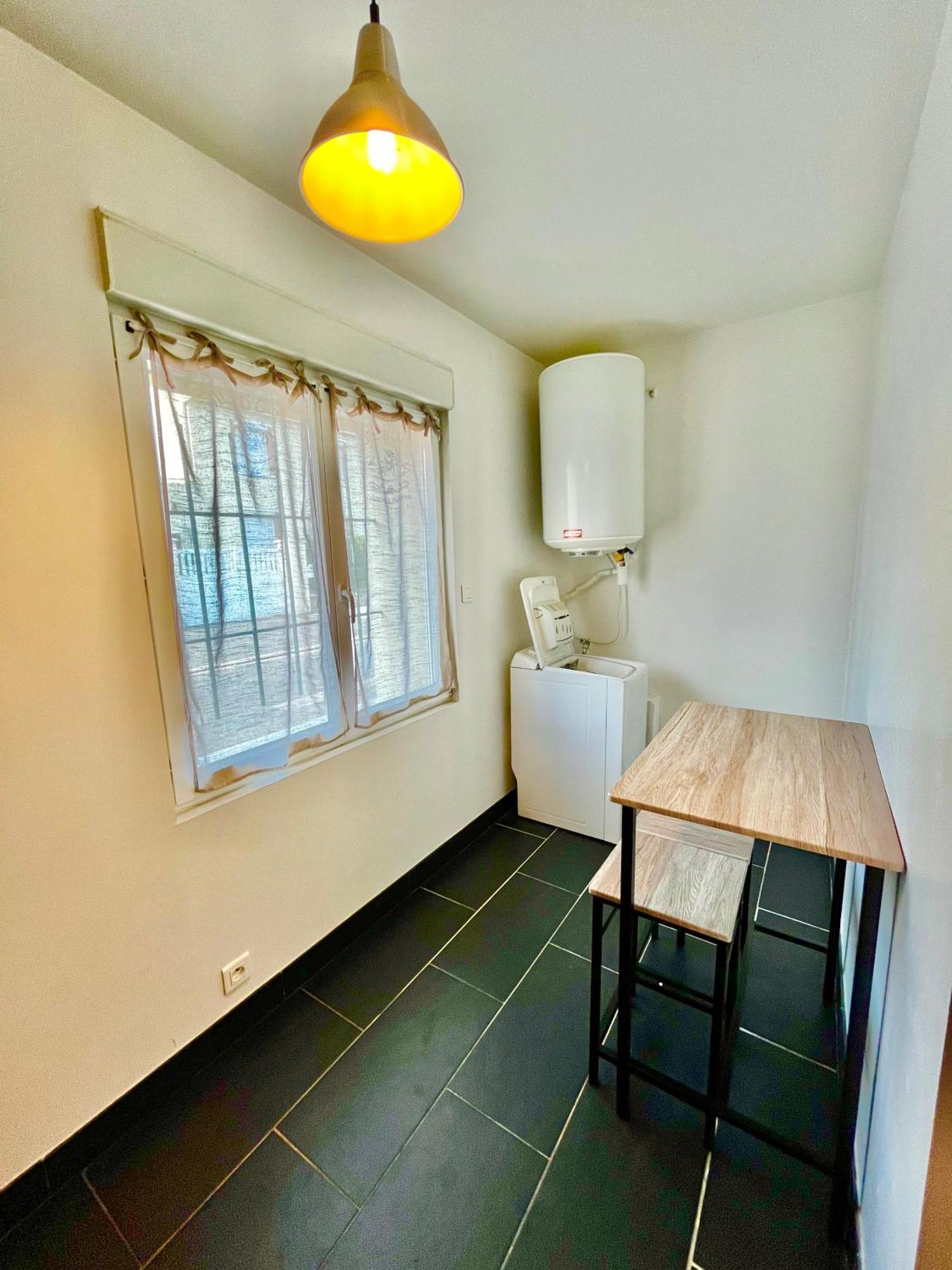 Studios Au Quartier Pavillonnaire Rue D Ambert Orléans Exteriör bild