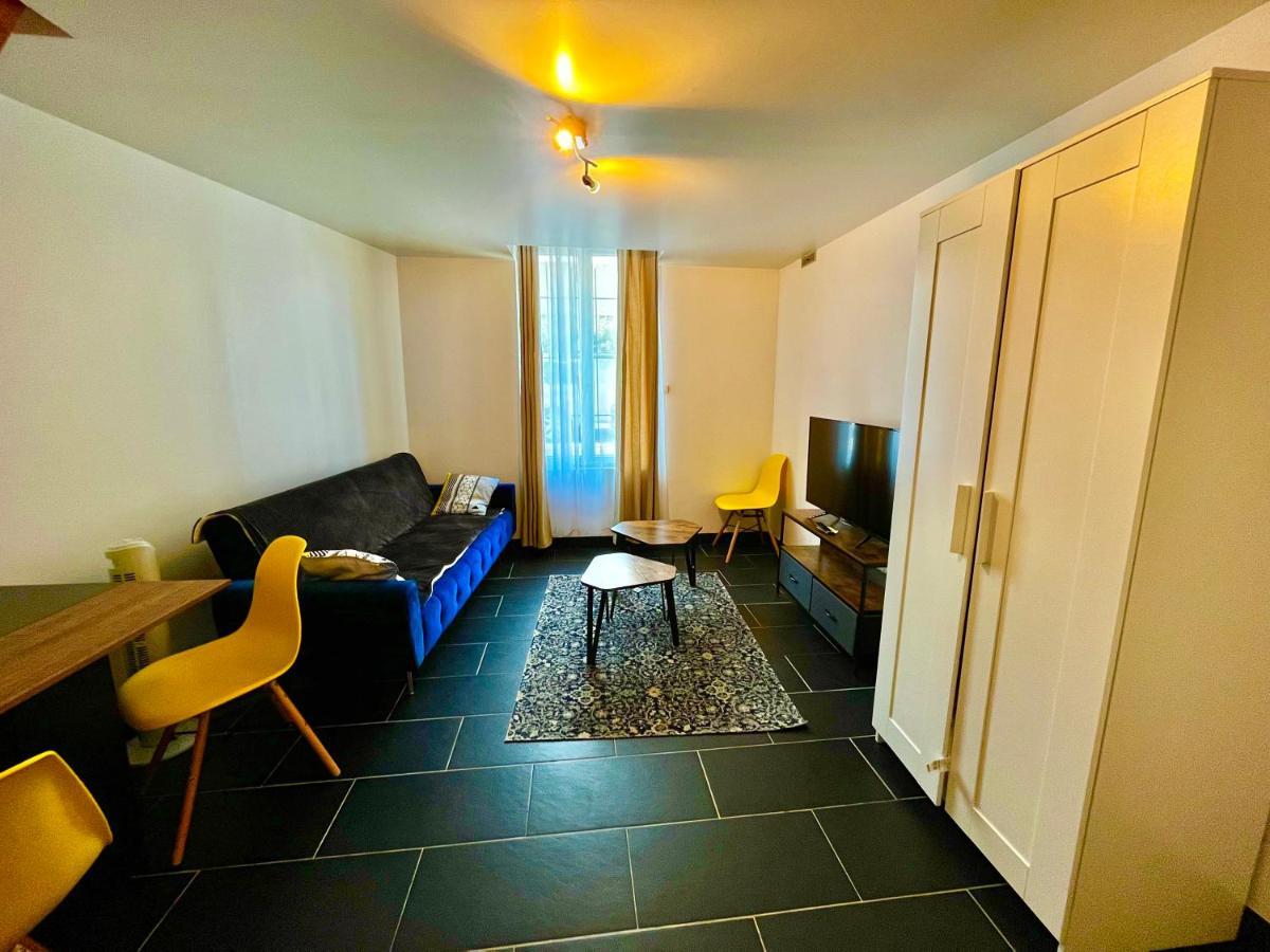 Studios Au Quartier Pavillonnaire Rue D Ambert Orléans Exteriör bild